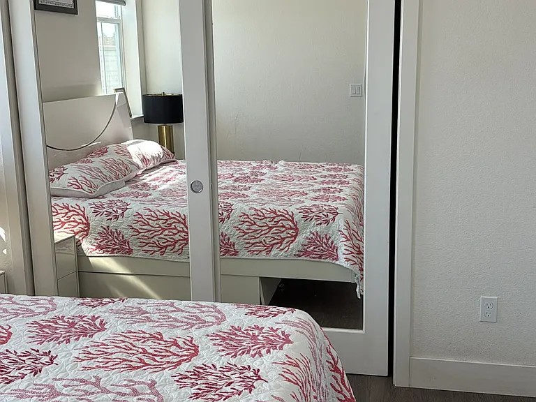 2913 Hercules Ct — Photo 1