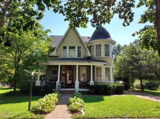 414 Eastern Ave, Greenville, IL