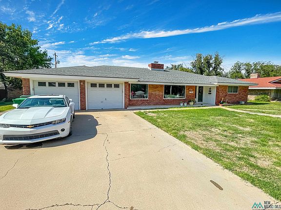 3rd image of 416 E Alto Dr