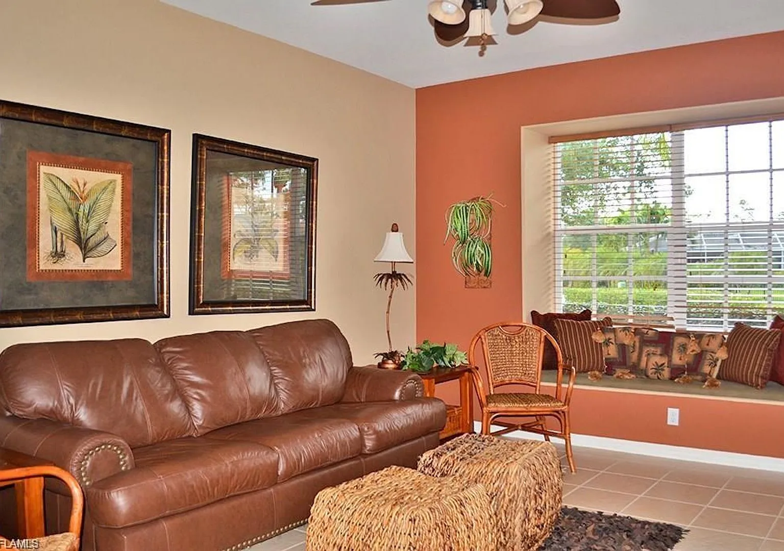 Lovely Home in Forest Park Gated Community — Photo 1