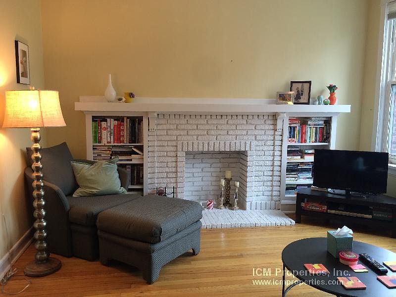 1st image of 3058 N Greenview Ave #2W