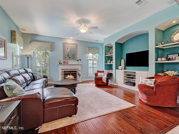 5th image of 3924 E Glendale Ct