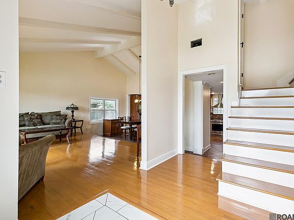 4th image of 2820 Ingrid Ln