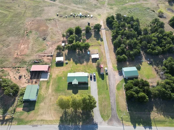 25067 County Road 2660 St, Gracemont, OK 73042