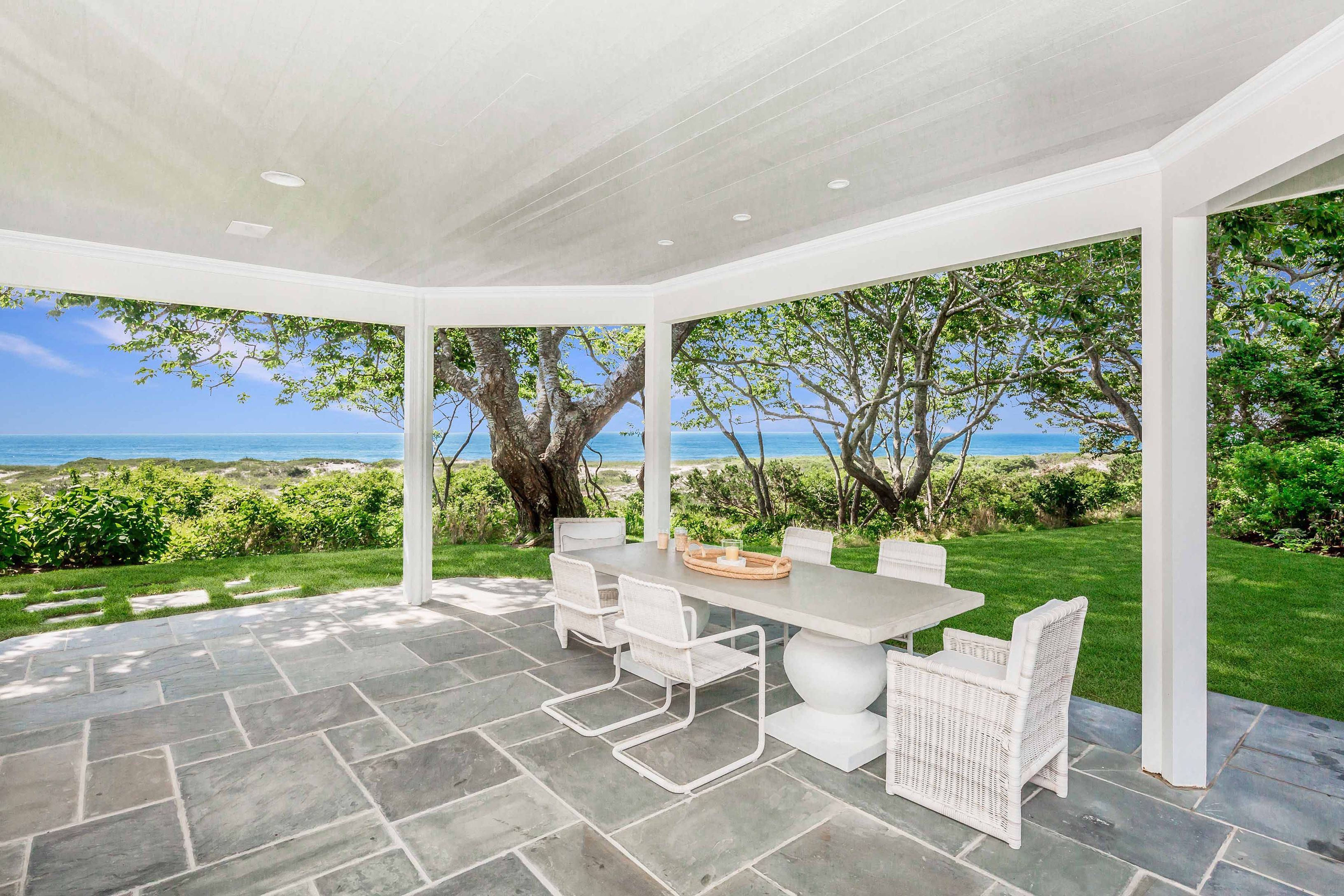 26 & 32 Windmill Ln, East Hampton, NY 11937 Out East