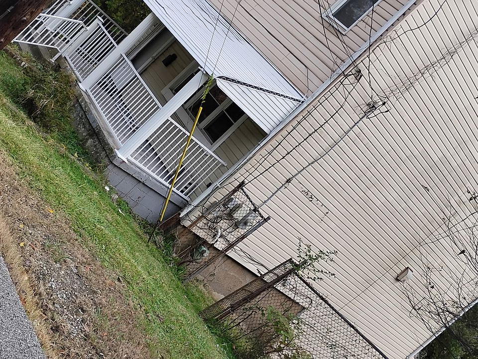 1st image of 2441 Glen Mawr St E