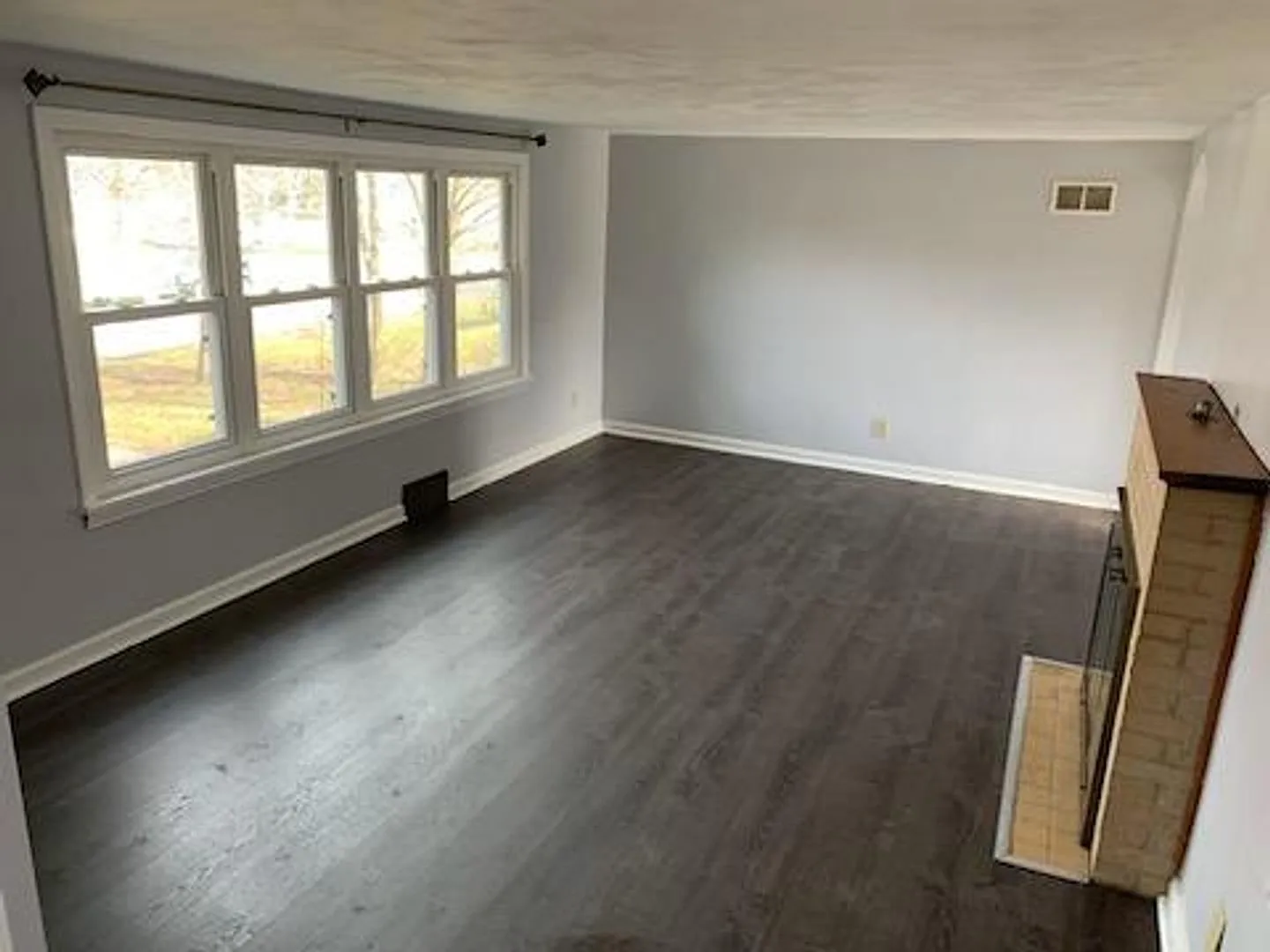3 Bedroom House for Rent — Photo 3