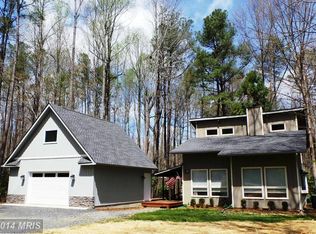 3035 Woodlow Dr, Huntingtown, MD 20639