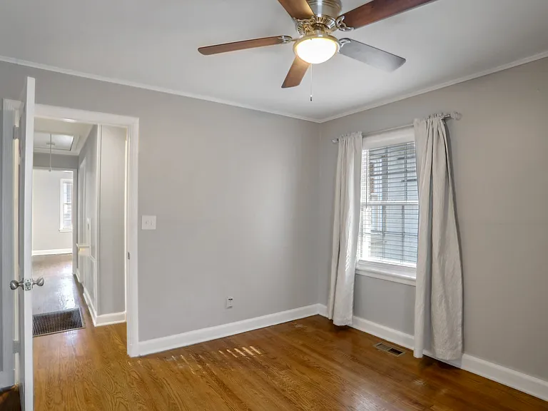 Rear bedroom