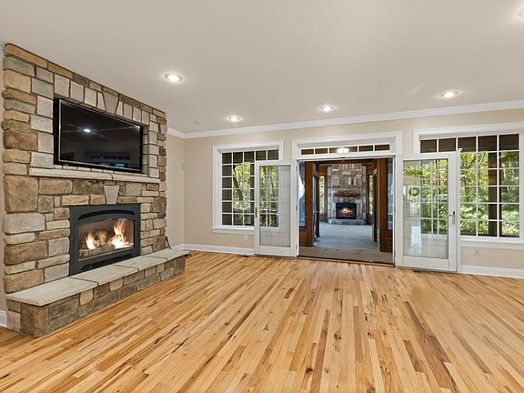 5th image of 5650 Lily Ln
