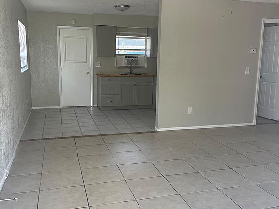 4th image of 4616 73rd Ave N #A