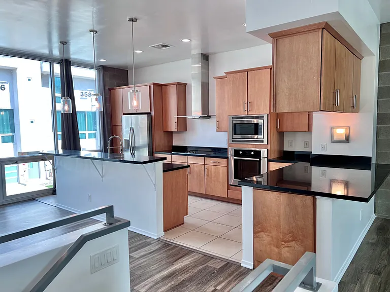 378 S Farmer Ave #378 — Photo 11