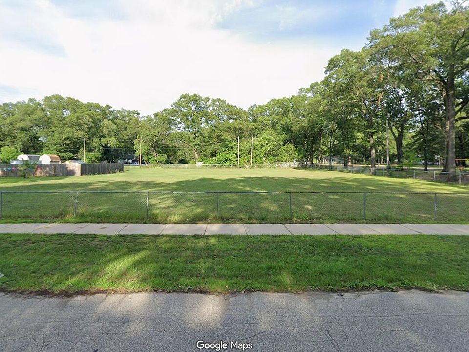 1st image of 2874 McDermott St