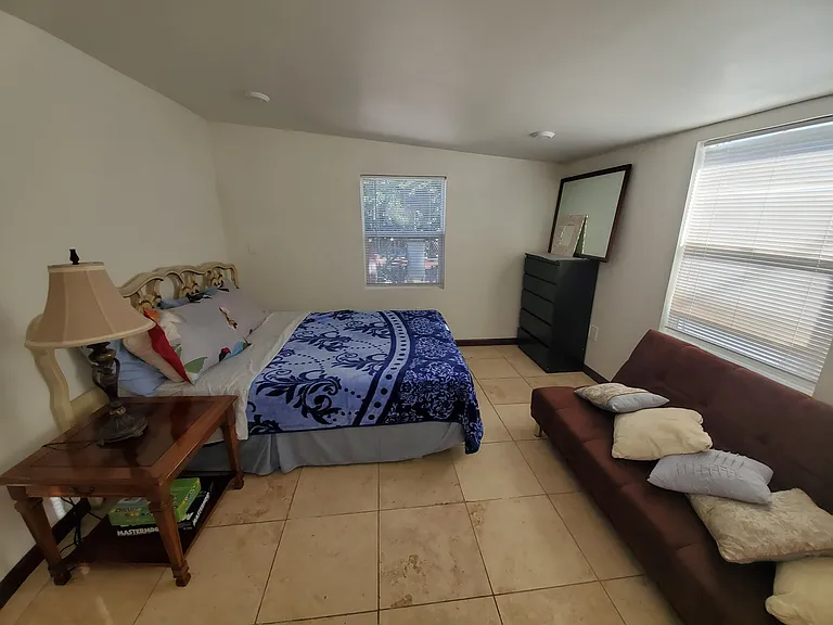 1102 Oro St — Photo 12