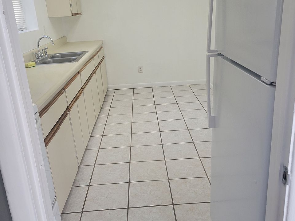 1st image of 5437 29th Ave S Suite C