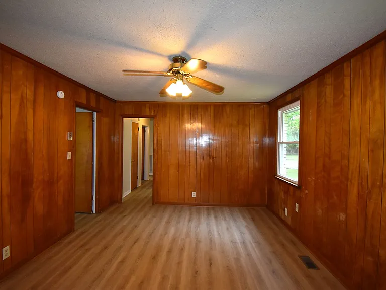 2602 Burch Rd — Photo 6