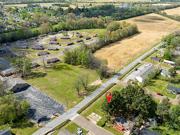 5th image of Fairgrounds Rd