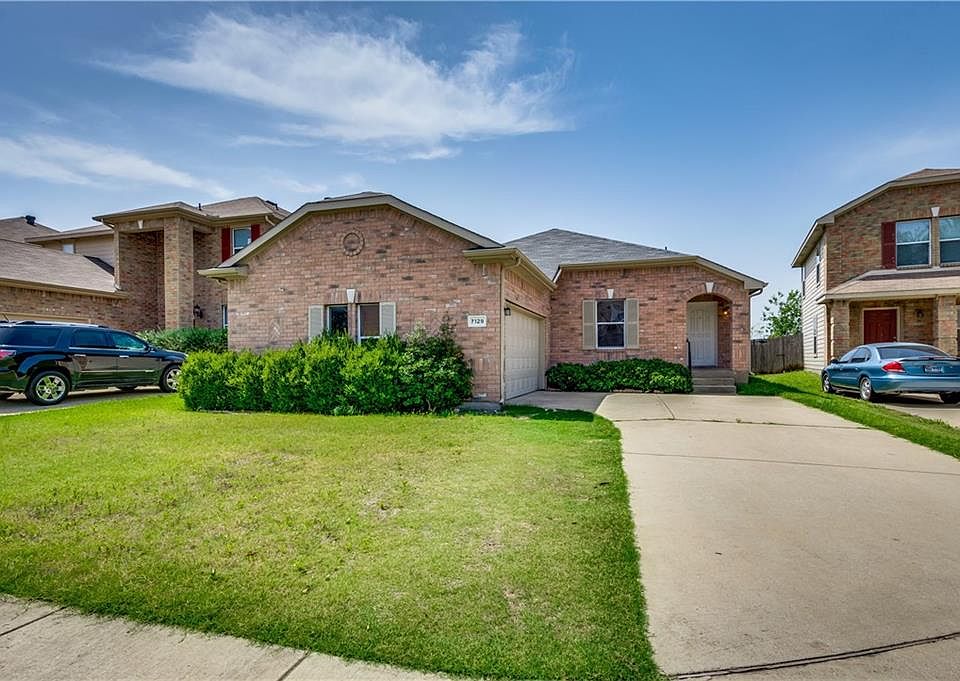 1st image of 7129 Bountiful Grove Dr
