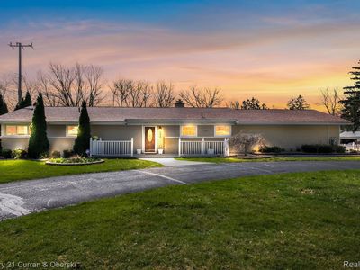 5333 W Briarcliff Knoll Dr, West Bloomfield, MI, 48322