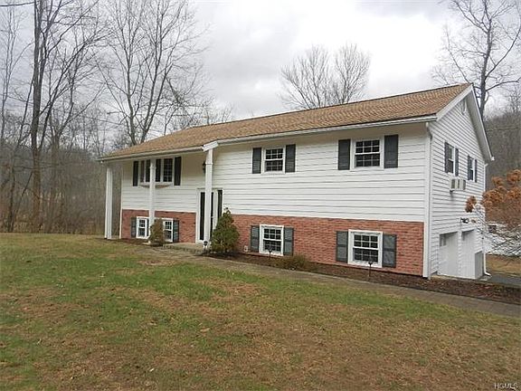 3rd image of 1228 Winding Ct