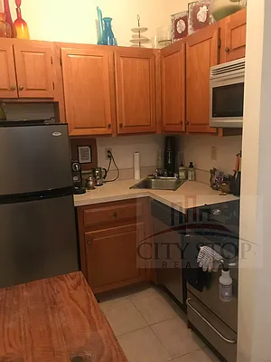 Rented by City Stop Realty | media 38