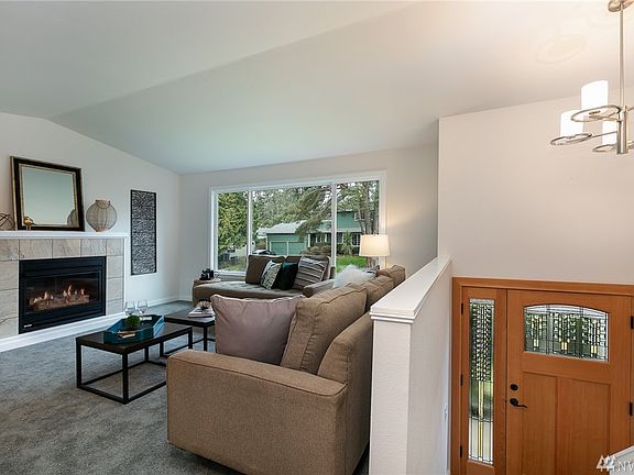 3rd image of 13019 NE 128th Pl
