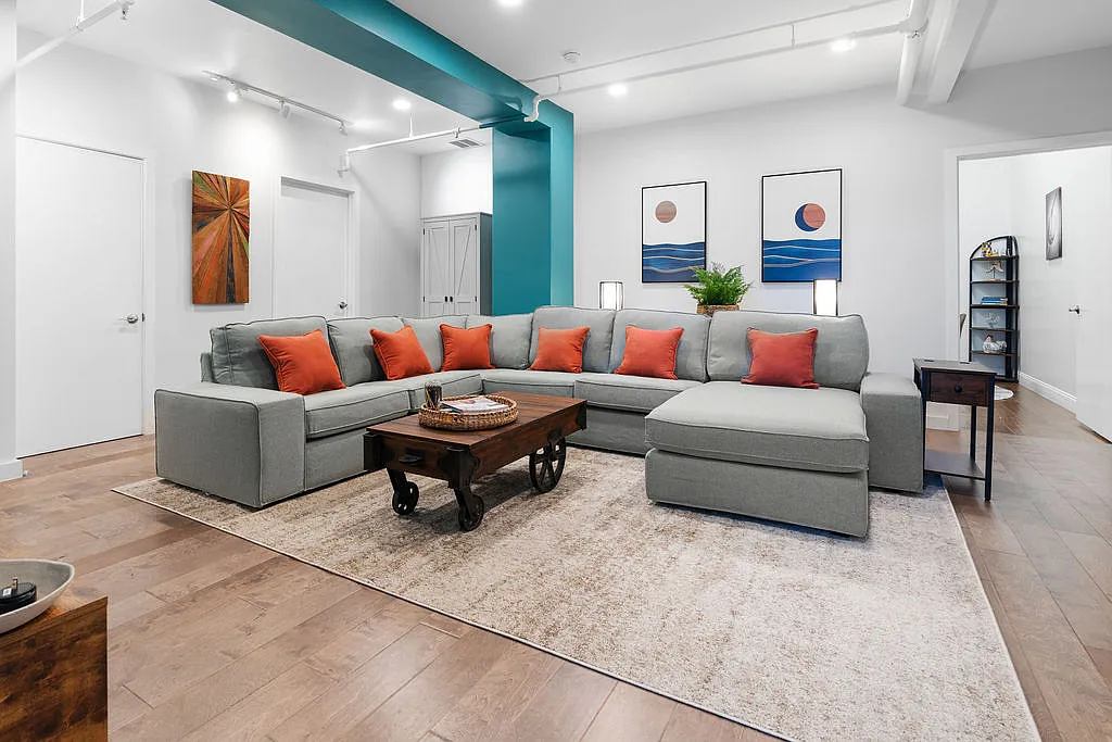 2 bed, $4,500 — Photo 1