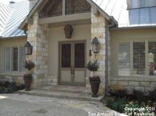 3 Dominion Dr, San Antonio, TX 78257