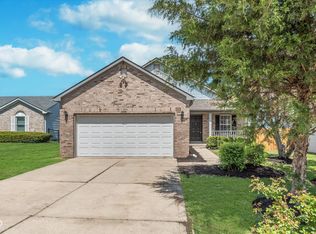 5622 Imperial Woods Cir, Indianapolis, IN