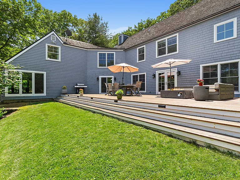 139 Northside Dr — Photo 5