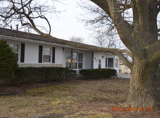 803 Carnation Rd, Aurora, MO 65605