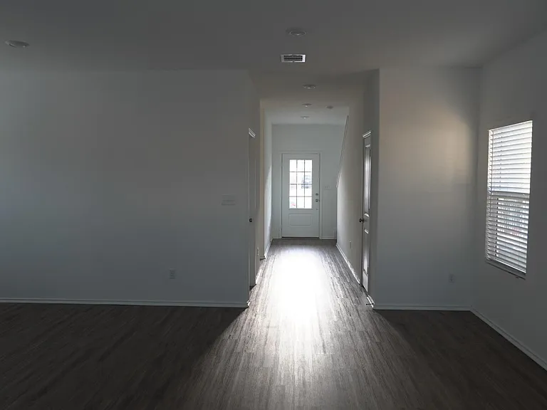 1432 Weatherford Ln — Photo 42