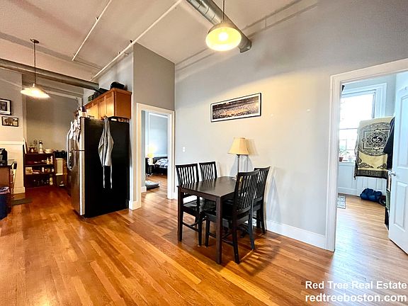 3rd image of 6 Spice St Unit 6
