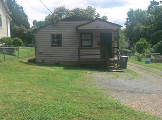 906 Montrose Ave #1, Charlottesville, VA 22902