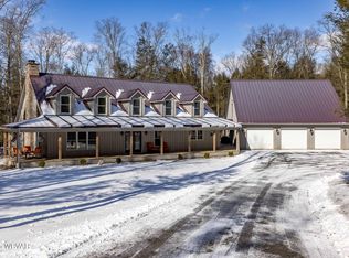 1425 W Sones Rd, Muncy, PA 17756