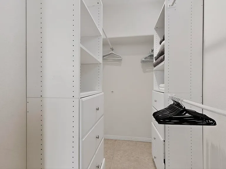 226 Sierra Pl NE — Photo 22