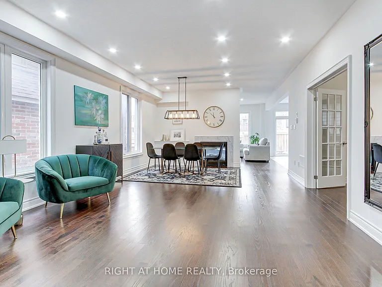 29 Pear Blossom Way — Photo 2
