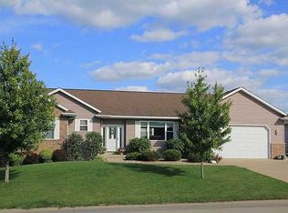 116 B Ave, Atkins, IA 52206