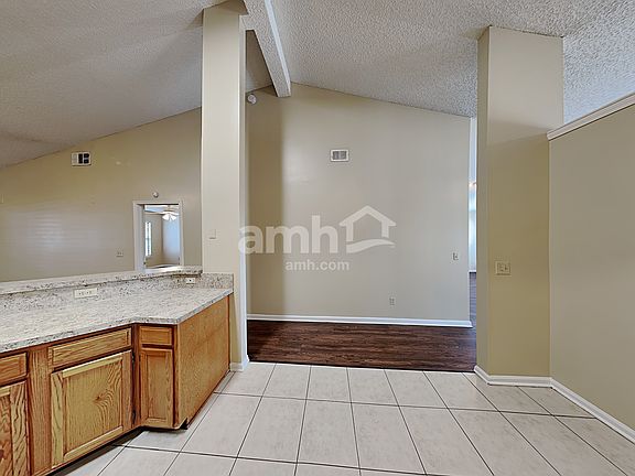 4th image of 3299 Abbeyfield Ln