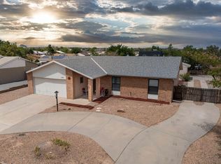 6407 Crow Rd NE, Rio Rancho, NM 87144