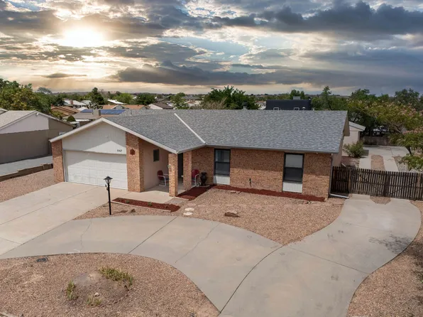 6407 Crow Rd NE, Rio Rancho, NM 87144