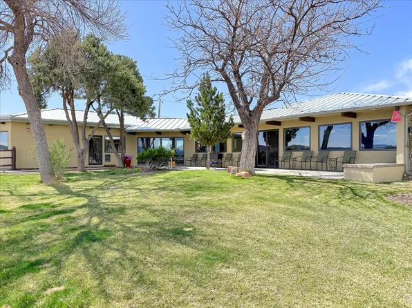 231 Rio Bravo Dr, White Rock, NM 87547