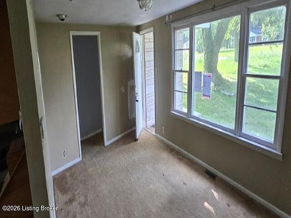 3rd image of 7015 Clinton Rd