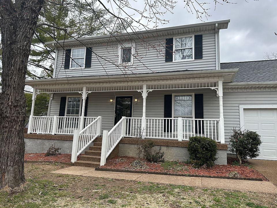 1st image of 121 Southampton Ct
