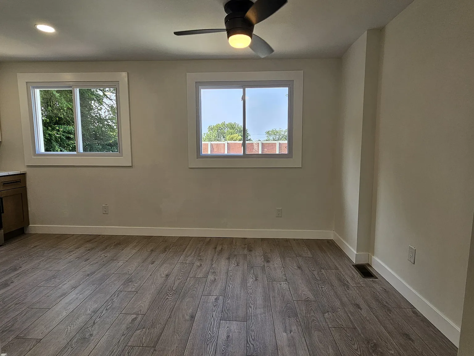 3 bed, 1.5 bath, 1550 sqft, $2,450 — Photo 4