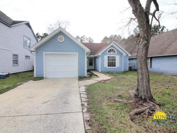 2520 Georgetown Ln, Fort Walton Beach, FL 32547