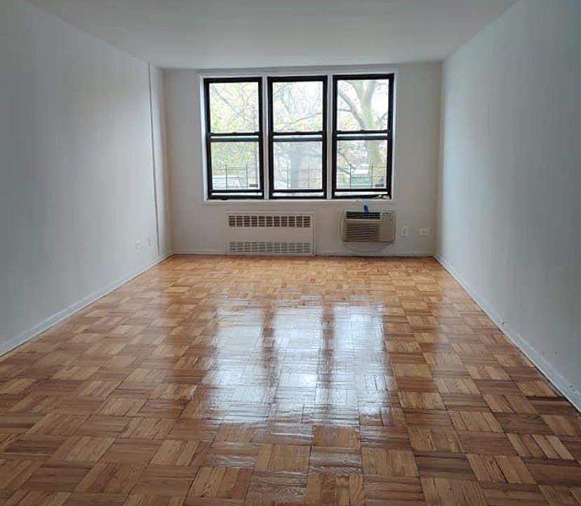 1st image of 2770 Ocean Ave Ste 1