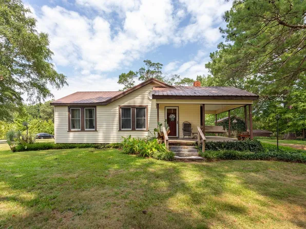 1909 Hollingsworth Dr, Wellington, AL 36279