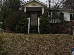 157 McGovern Blvd, Crescent, PA