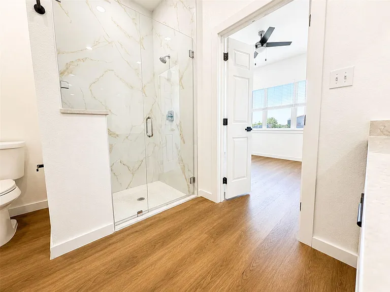 130 Zion Rd — Photo 6